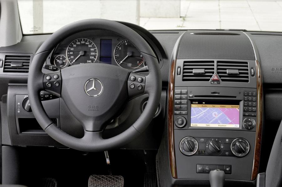  Mercedes-Benz A-Class 5-Door 2009 года  (фото 24 из 114)
